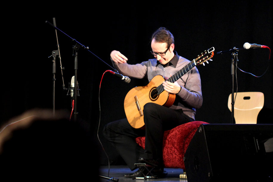 Kulturforum - Gitarrenkonzert mit Dariusz Elbaum und Freunden